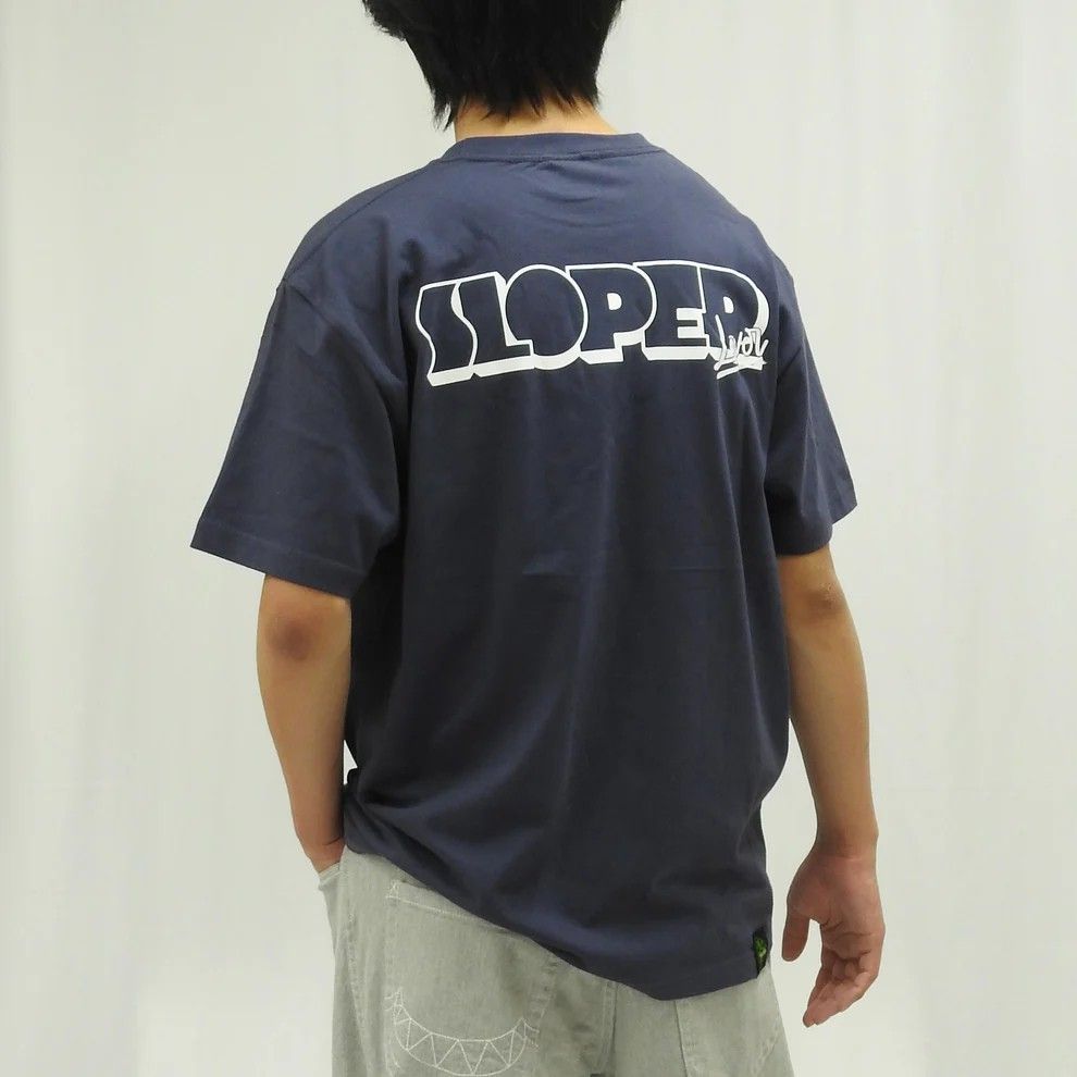 ネイビー