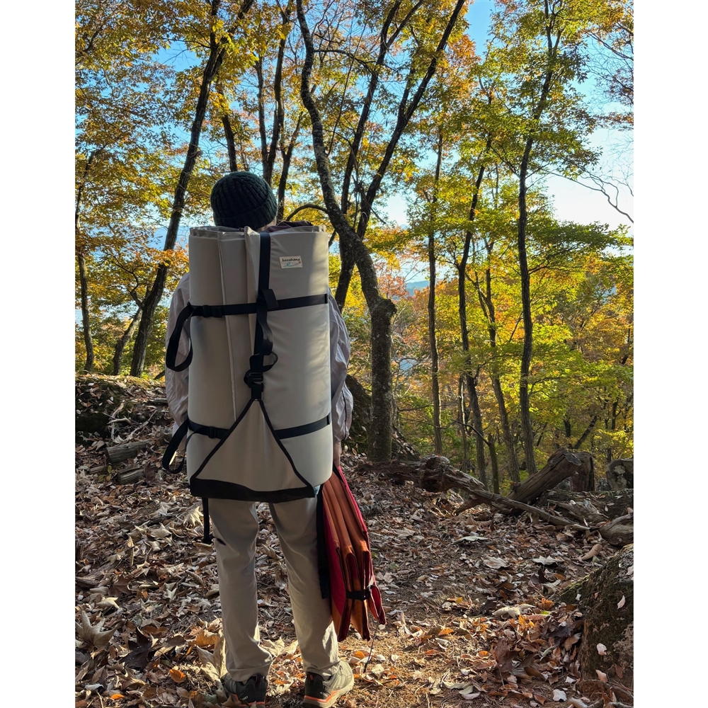 シルバーグレー